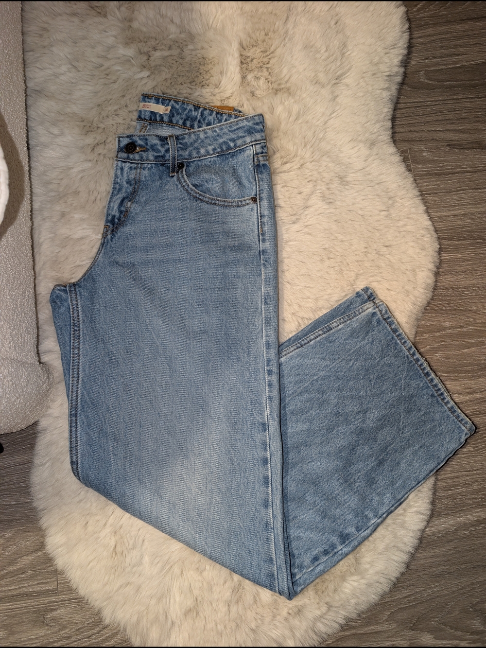 NWOT Levi's Light Blue Low Rise Straight Leg Jeans